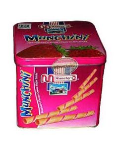Munchini Strawberry Wafer Sticks cho030
