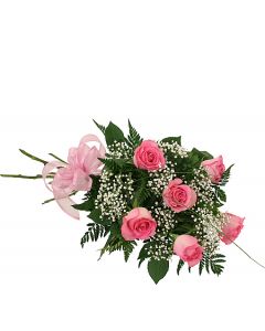 Six Baby's Breath Pink Roses